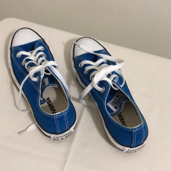 Converse All Star Sneakers size 4 - Picture 2 of 8